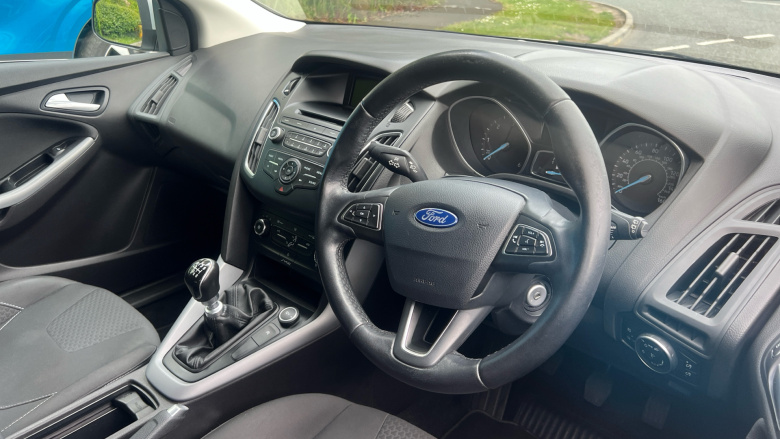 Ford Focus 1.5 TDCi 120 Zetec 5dr Diesel Hatchback